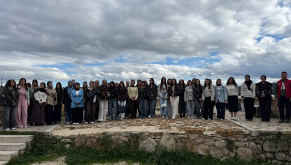 Turizm Rehberliği Öğrencilerimiz “Gelin Tanış Olalım” Gezilerinde Rehberlik Yaptı